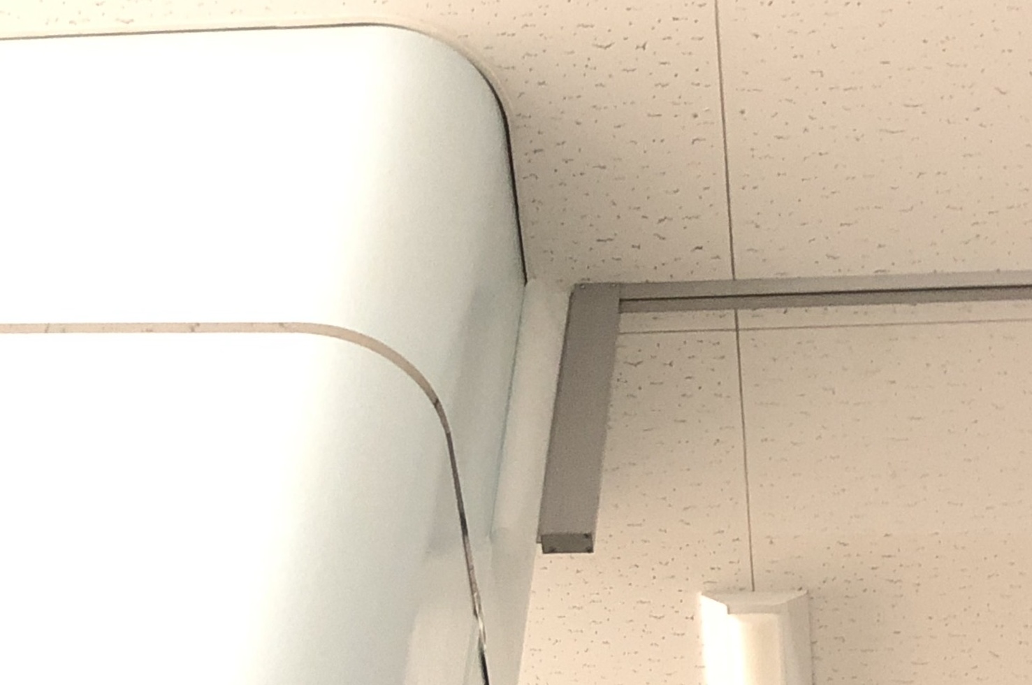 端部スリット施工例